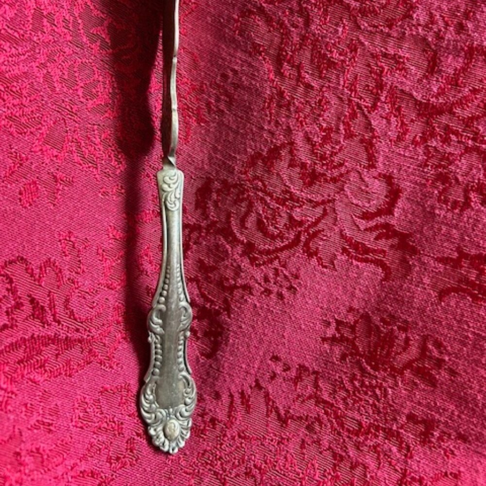 Wm A Rogers Silver Plate A1 Twisted Handle Butter Knife Ornate Antique Vitorian